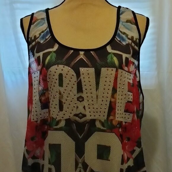 Mesh sleeveless Tee - Picture 1 of 7